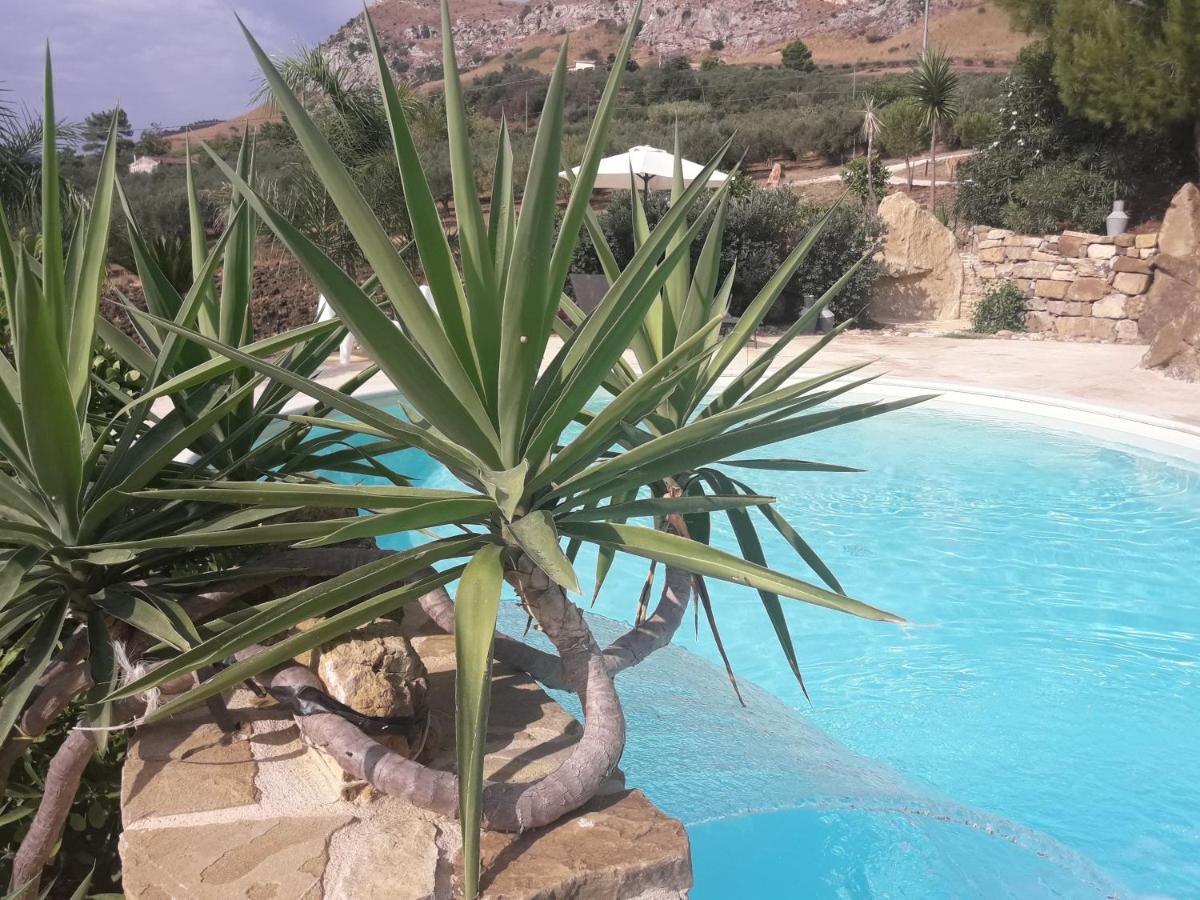 קלטפימי La Suite Di Segesta מראה חיצוני תמונה