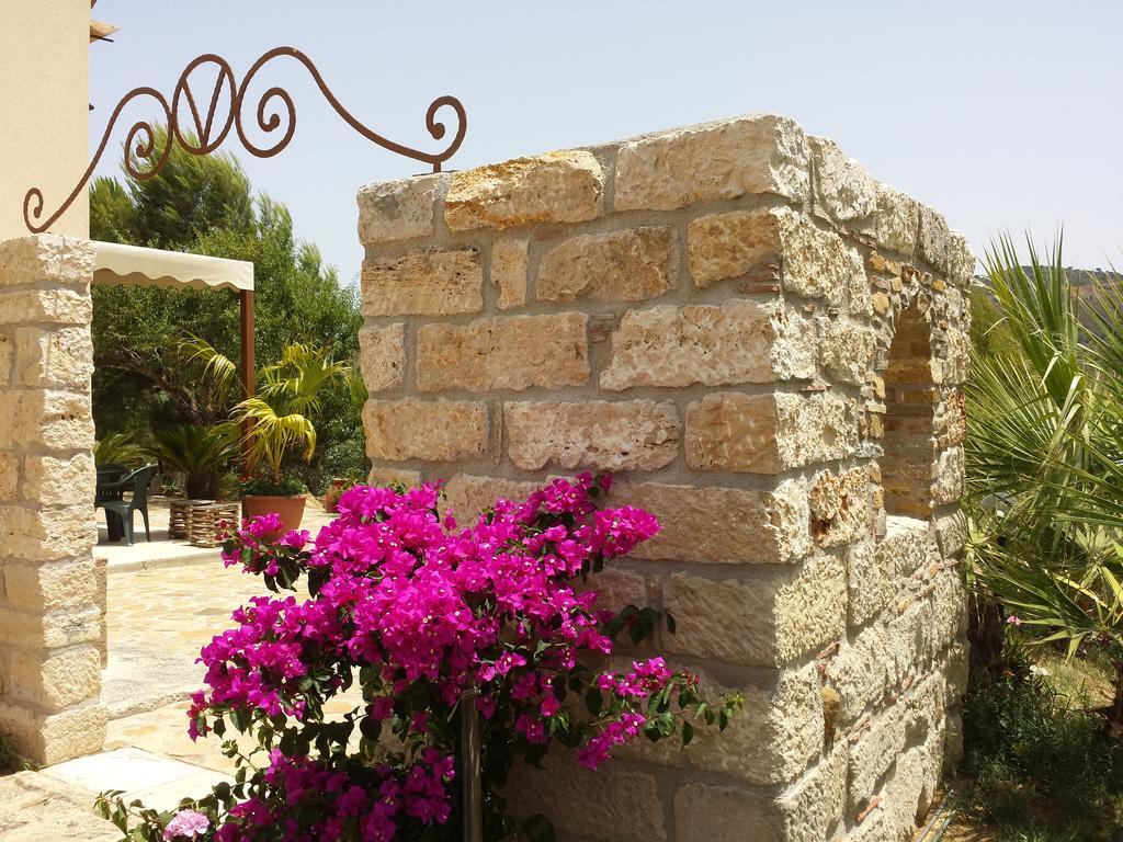 קלטפימי La Suite Di Segesta מראה חיצוני תמונה