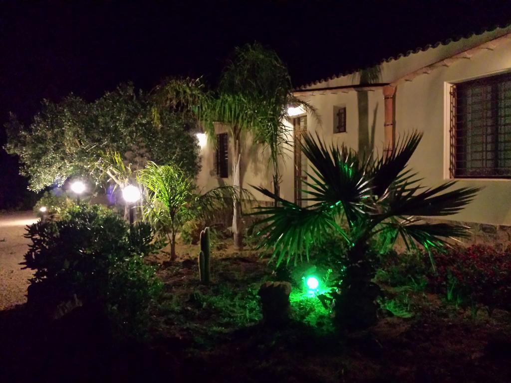 קלטפימי La Suite Di Segesta מראה חיצוני תמונה
