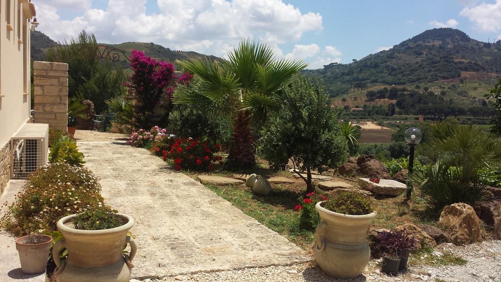 קלטפימי La Suite Di Segesta מראה חיצוני תמונה